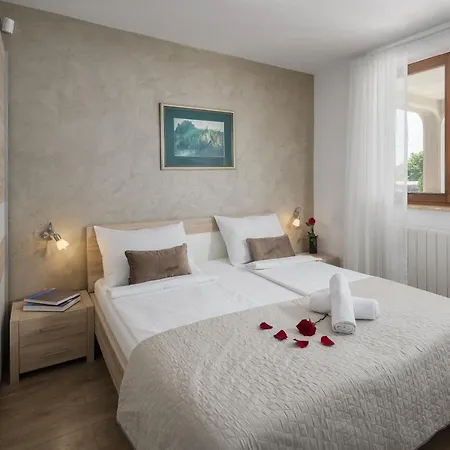 Apartment Alena *