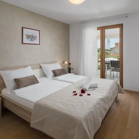 Alena Apartment Porec