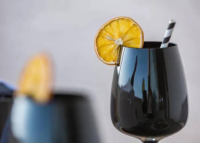 阿伦娜别墅公寓 公寓 *